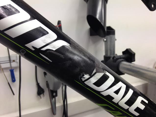 Cannondale Scalpel grote schade schuine buis